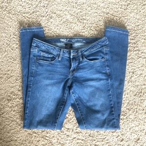 Mossimo Denim Low Rise Skinny